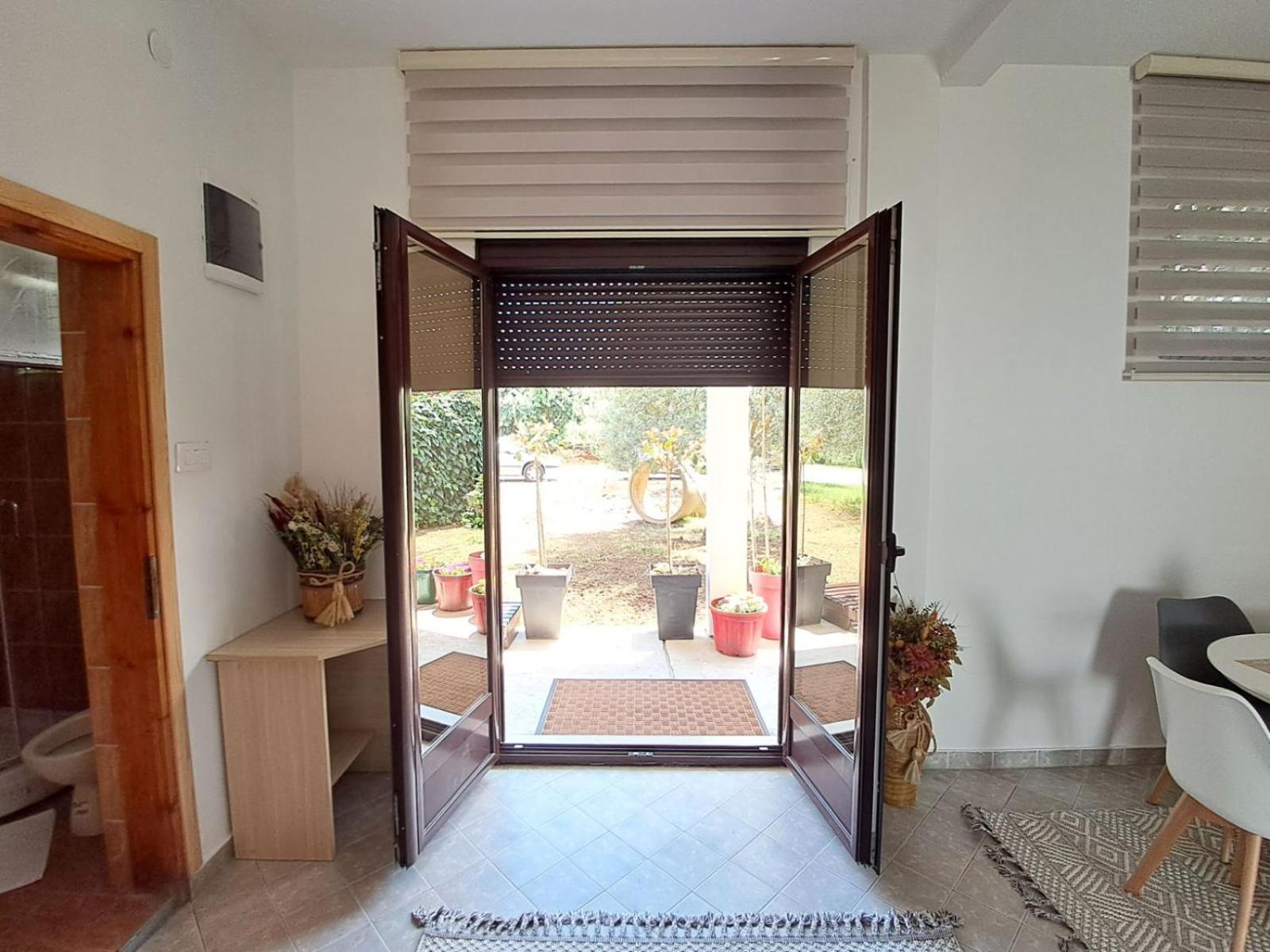 Olive Apartment Podgorica Eksteriør billede